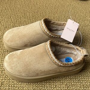 Olivia & Kate Stoney shoe slipon clog NWT